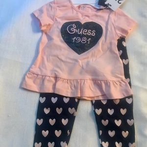 Baby girl GUESS outfit size 6/9